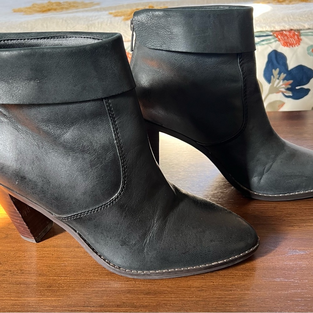 Lucky Brand Black Ankle Booties
